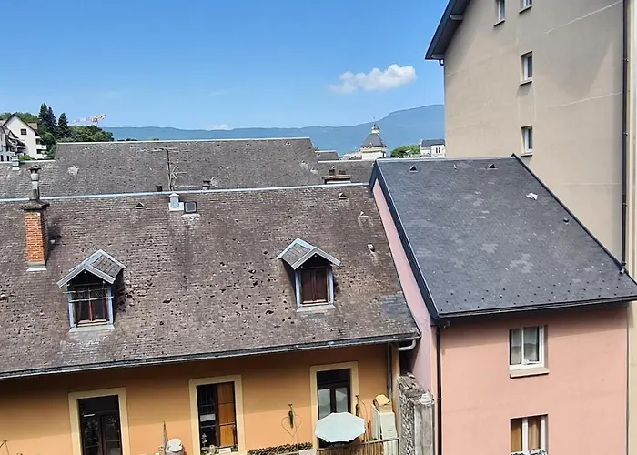 Curial - Wifi Et Parking