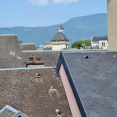 Curial - Wifi Et Parking